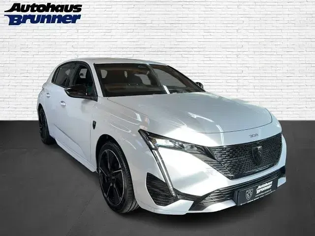 Gebraucht Peugeot 308 GT 114 kW (156 PS) 2024 Weiß Limousine