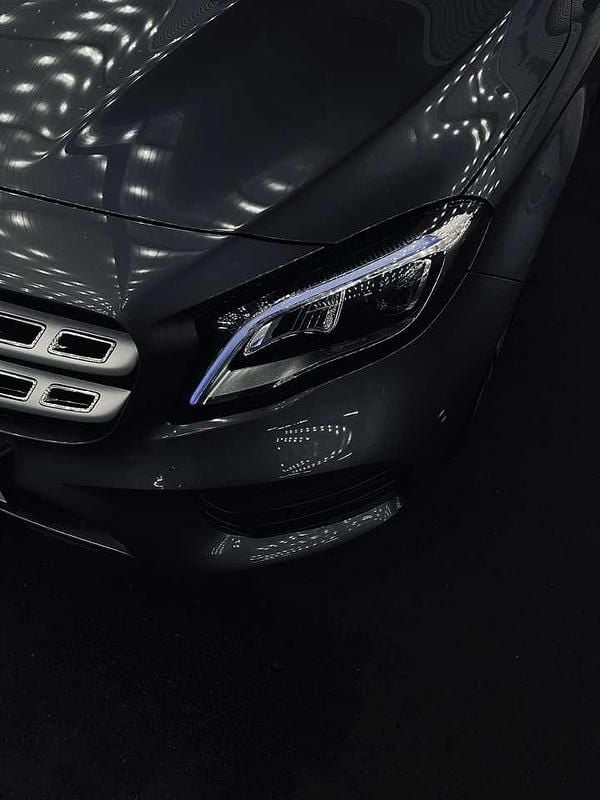 Gebraucht Mercedes GLA250 AMG line 211 PS (155 kW) 2019 Grau SUV