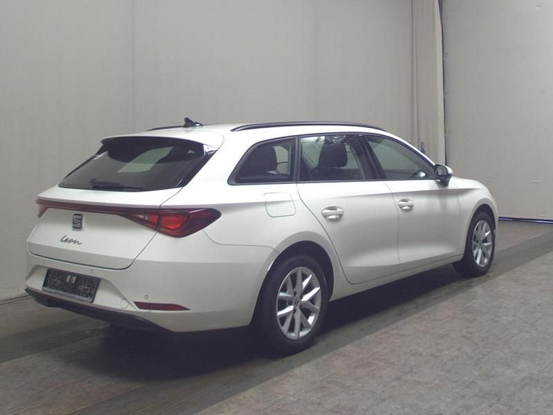 Gebraucht Seat Leon Style 116 PS (85 kW) 2021 Weiss Limousine