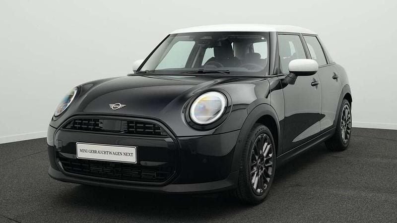 Schwarz Gebraucht 2024 Mini Cooper Classic Kleinwagen | 26.850 € (Fairer Preis) - Bild 1/4