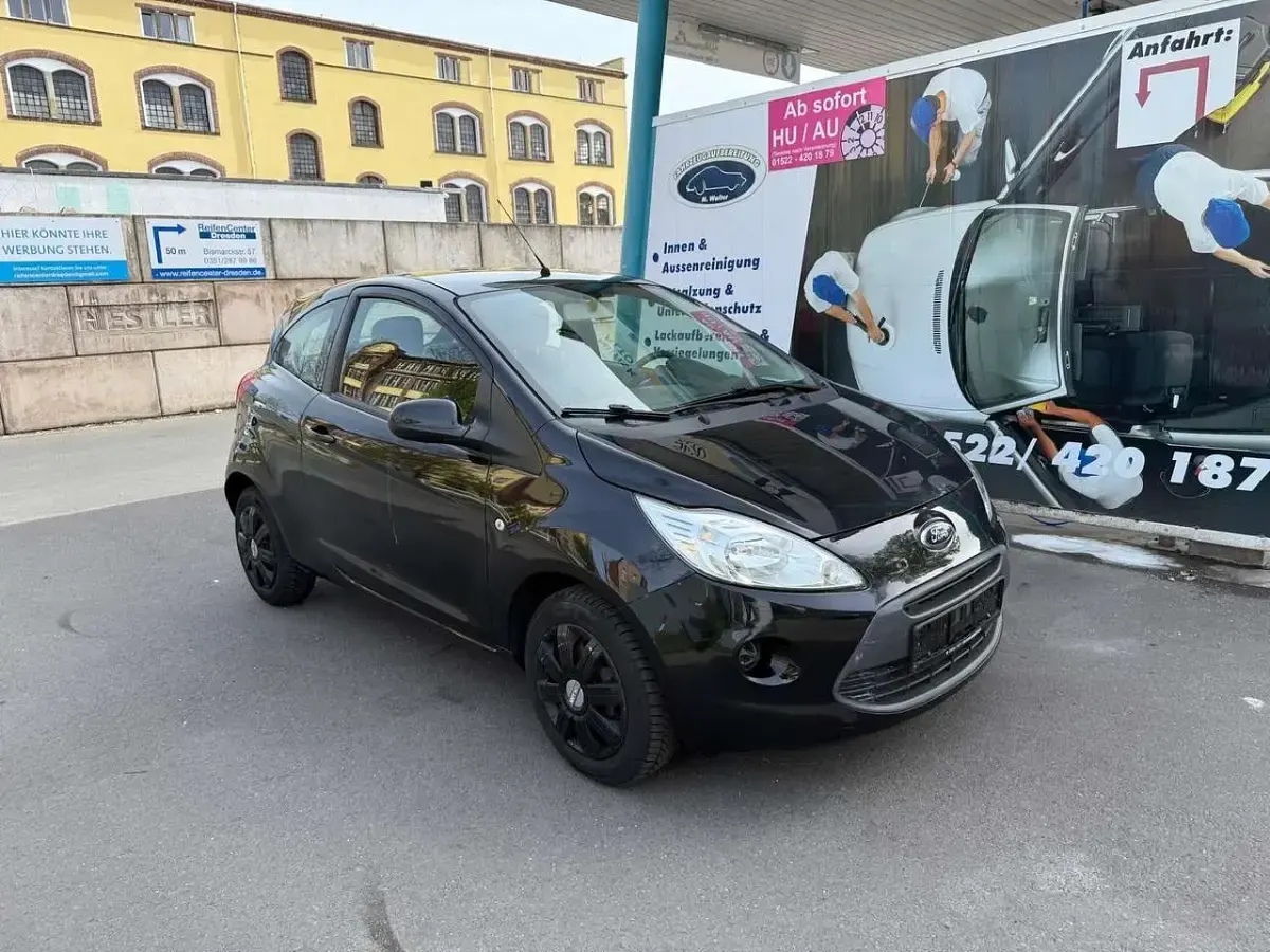 Gebraucht Ford Ka Trend 69 PS (50 kW) 2016 Schwarz Limousine