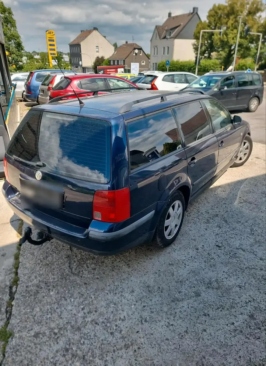 Gebraucht VW Passat 1997 Blau Kombi