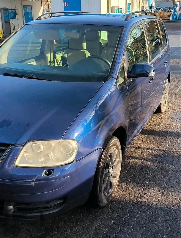 Gebraucht VW Touran 150 PS (110 kW) 2004 Blau Van / Kleinbus