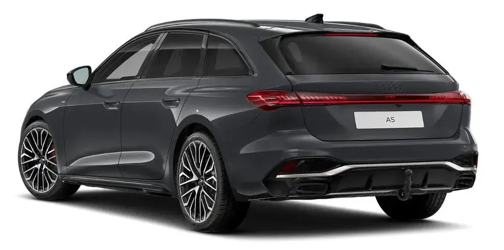 Second-hand Audi A5 Ambiente 204 CP (150 kW) 2025 Gri Break