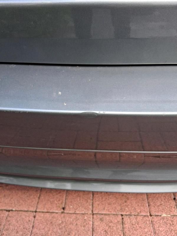 Gebraucht BMW 318 143 PS (105 kW) 2012 Grau Kombi