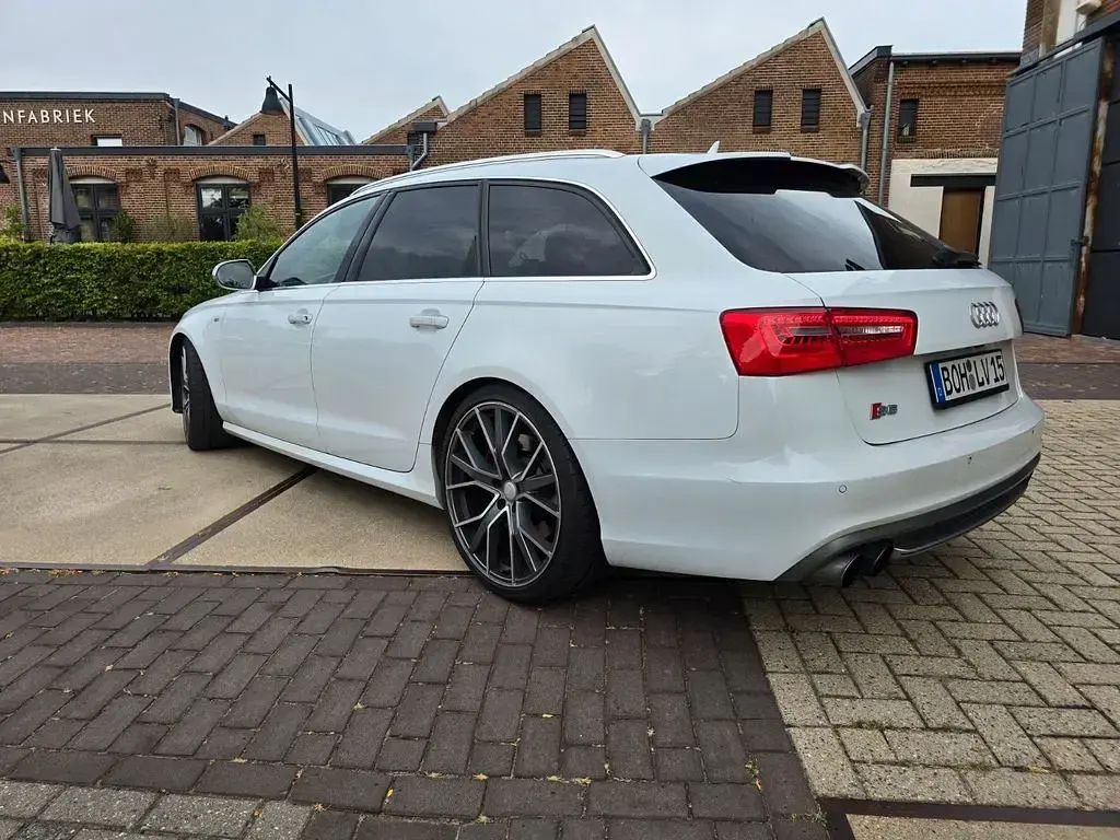 Gebraucht Audi S6 Sport 420 PS (308 kW) 2012 Weiß Limousine
