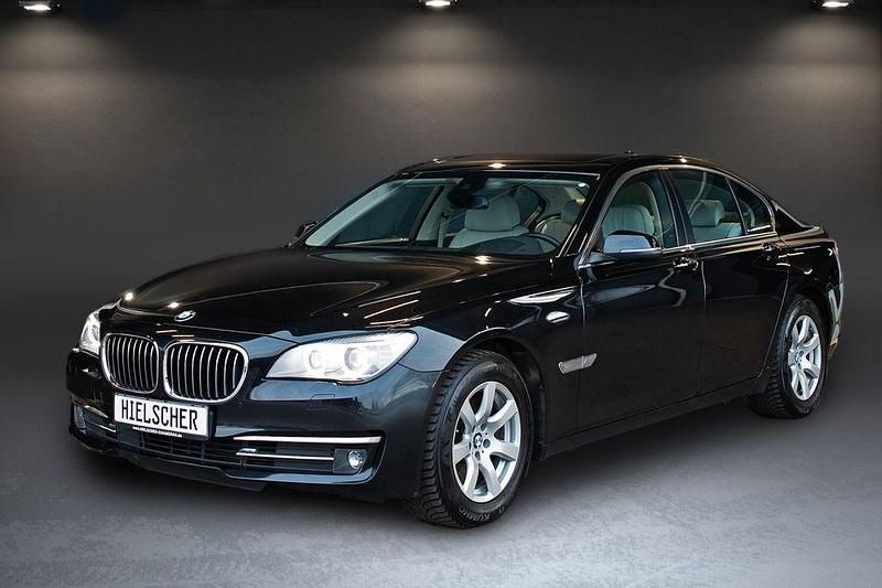 Usata BMW 730 Performance 258 CV (189 kW) 2014 Nero Berlina
