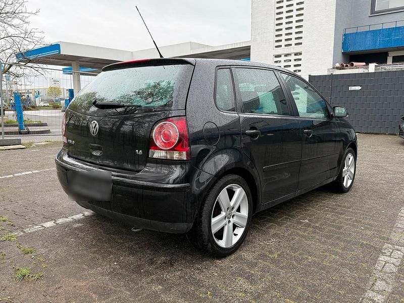 Gebraucht VW Polo 80 PS (58 kW) 2008 Schwarz Kleinwagen