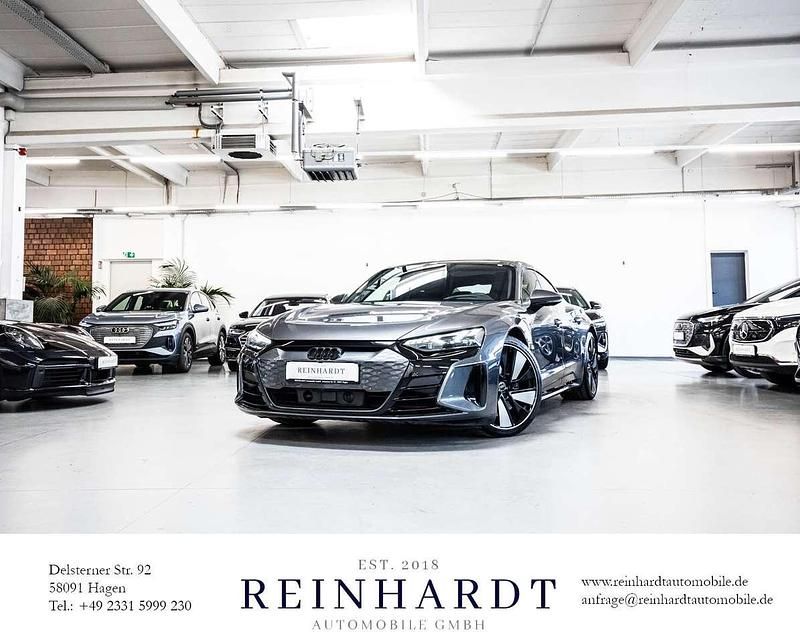 Daytonagrau perleffekt Gebraucht 2022 Audi e-tron GT quattro Comfort Limousine | 52.665 € - Bild 1/3