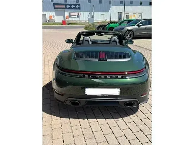 Gebraucht Porsche 911 Carrera Cabriolet 394 PS (289 kW) 2025 Gruen Cabrio