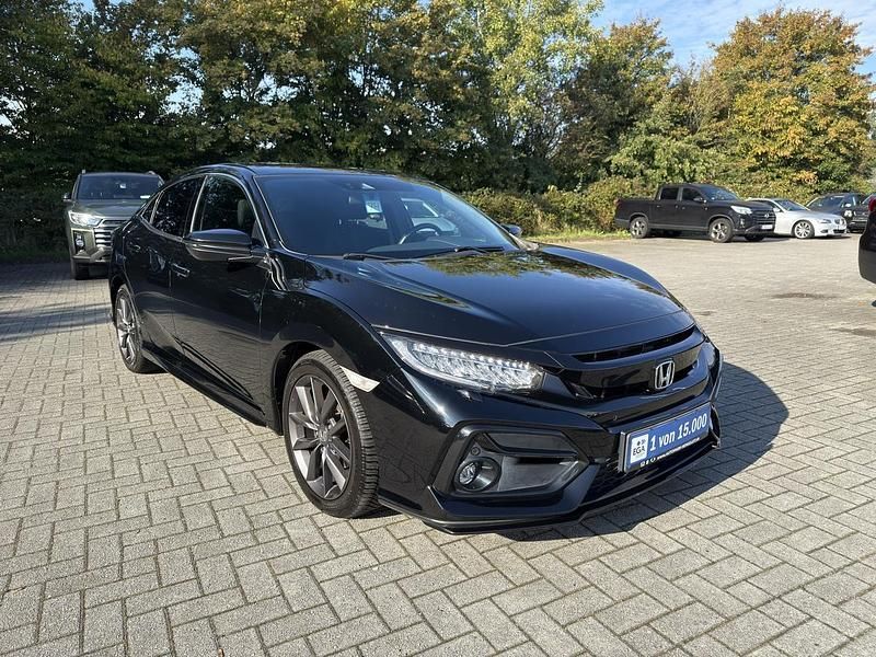 Schwarz metallic Gebraucht 2021 Honda Civic Elegance | 21.050 € (Fairer Preis) - Bild 1/4