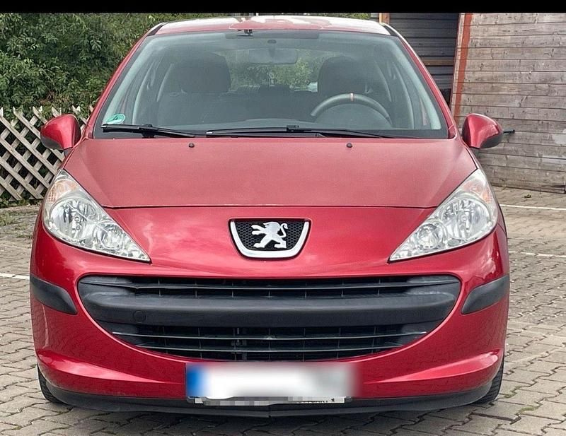 Rot Gebraucht 2006 Peugeot 207 Kleinwagen | 1.500 € (Superpreis) - Bild 1/4
