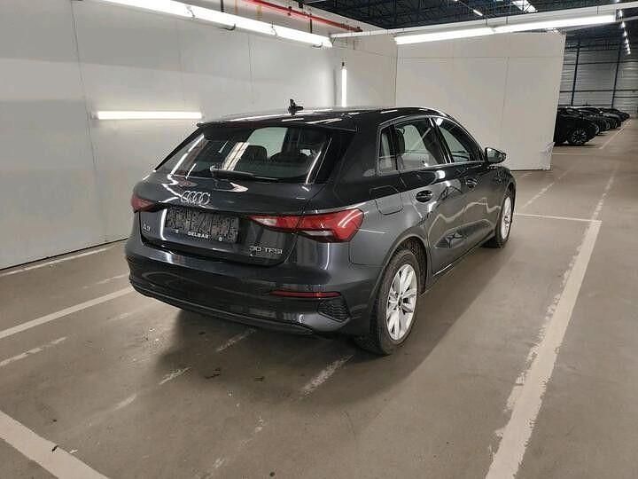 Gebraucht Audi A3 110 PS (80 kW) 2023 Grau Limousine