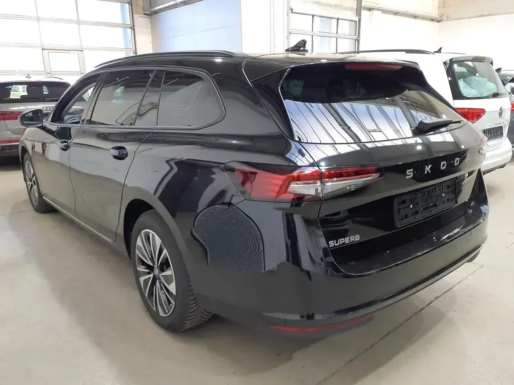 Gebraucht Skoda Superb Selection 150 PS (110 kW) 2025 Schwarz Kombi