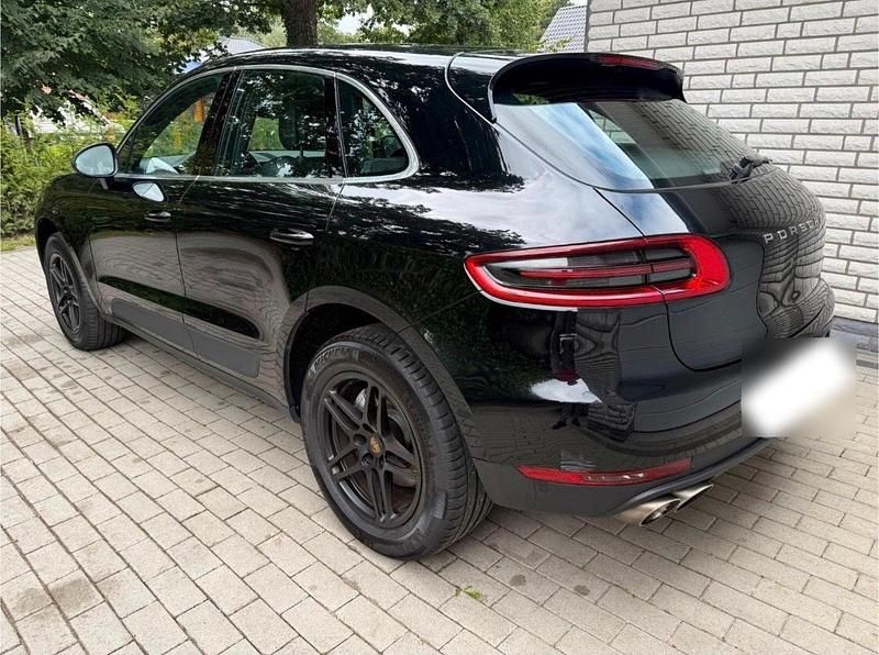 Second-hand Porsche Macan S 258 CP (189 kW) 2015 Negru SUV