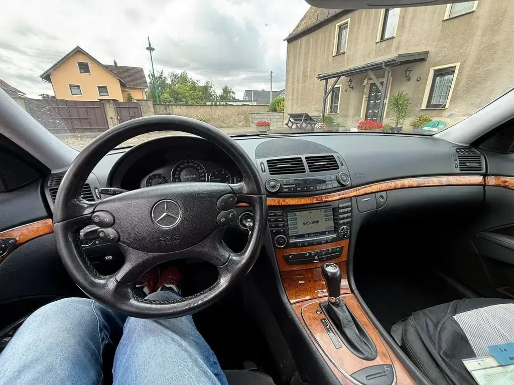 Gebraucht Mercedes E220 Elegance 170 PS (125 kW) 2006 Limousine