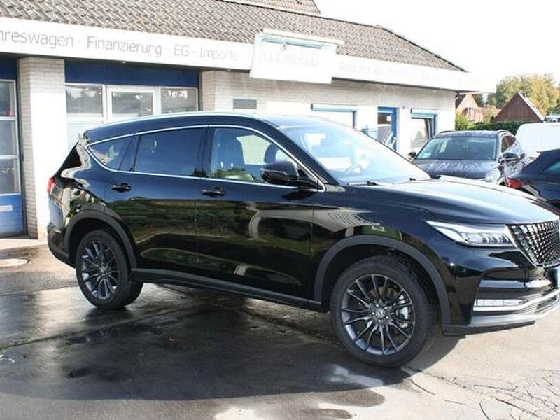 Gebraucht DFSK Fengon 220 PS (161 kW) 2024 Schwarzmetallic SUV