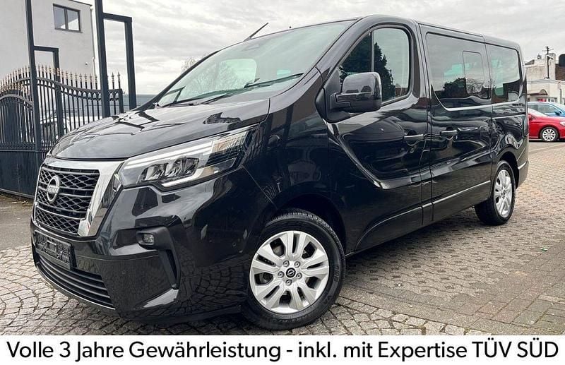 Schwarz Gebraucht 2024 Nissan Primastar Tekna Van / Kleinbus | 37.798 € (Superpreis) - Bild 1/4