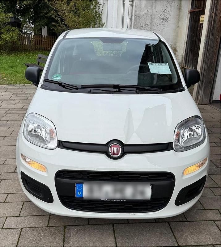 Weiß Gebraucht 2016 Fiat Panda Kleinwagen | 5.990 € (Superpreis) - Bild 1/4