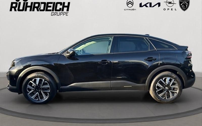 Neu Citroën C4 PureTech 131 PS (96 kW) 2025 Schwarz SUV