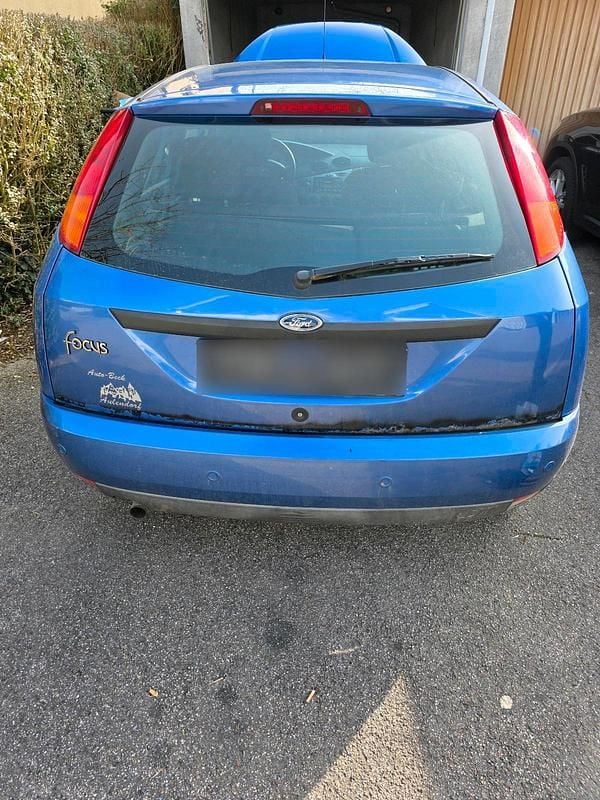 Gebraucht Ford Focus 115 PS (84 kW) 1999 Blau Limousine