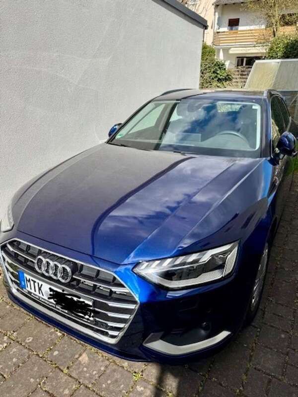 Blau Gebraucht 2021 Audi A4 Kombi | 25.800 € (Guter Preis) - Bild 1/1