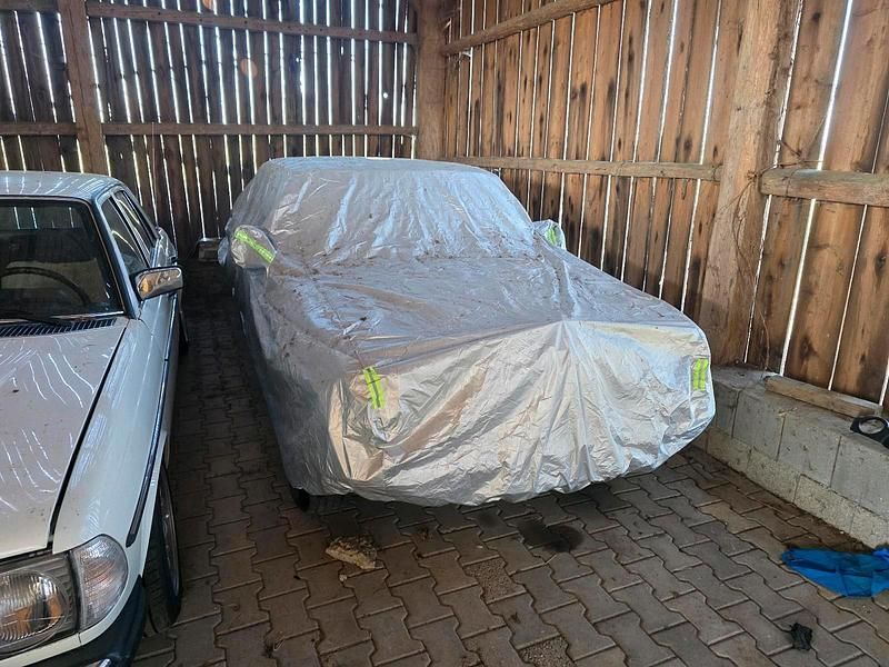 Gebraucht Mercedes E230 120 PS (88 kW) 1986 Silber Limousine