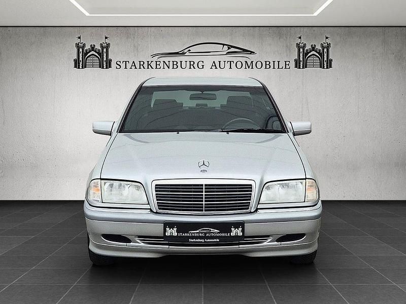 Gebraucht Mercedes C180 Elegance 122 PS (89 kW) 1999 Silber Limousine