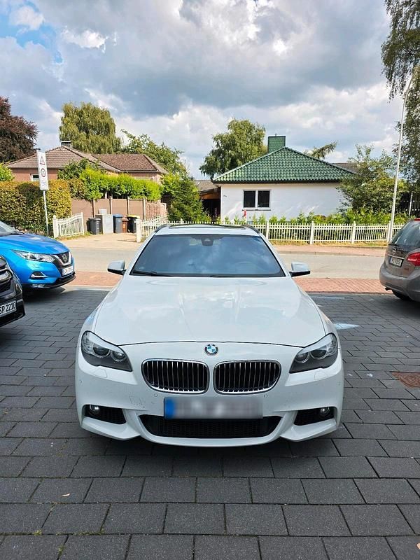 Weiß Gebraucht 2013 BMW 535 M Sport Kombi | 14.999 € (Guter Preis) - Bild 1/4