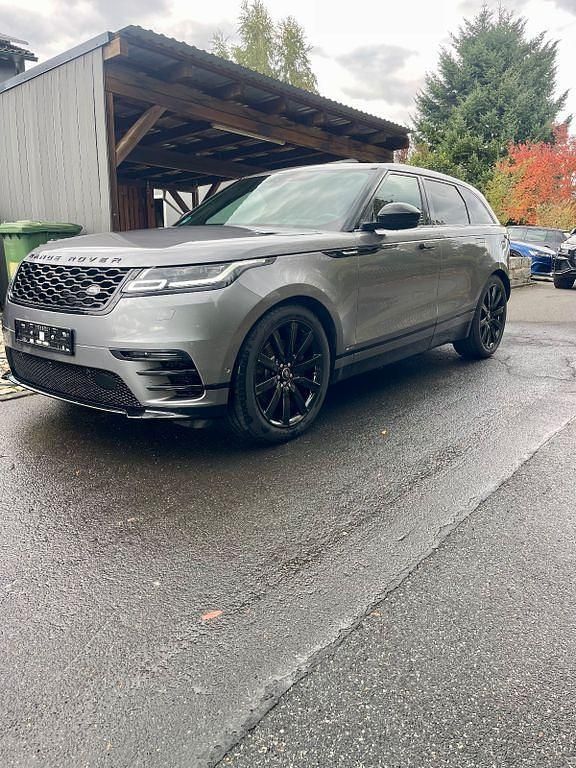 Grau Gebraucht 2020 Land Rover Range Rover Velar R-Dynamic SUV | 43.700 € (Etwas zu teuer) - Bild 1/4