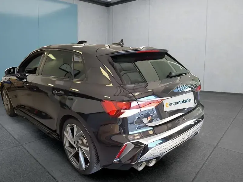 Gebraucht Audi S3 Sportback 333 PS (244 kW) 2025 Schwarz Kleinwagen
