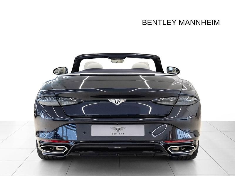 Neu Bentley Continental 782 PS (575 kW) 2025 Blau Cabrio