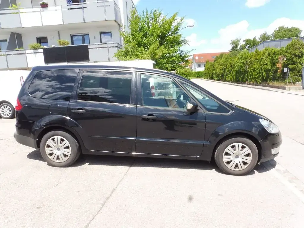 Gebraucht Ford Galaxy 140 PS (102 kW) 2009 Schwarz Van / Kleinbus