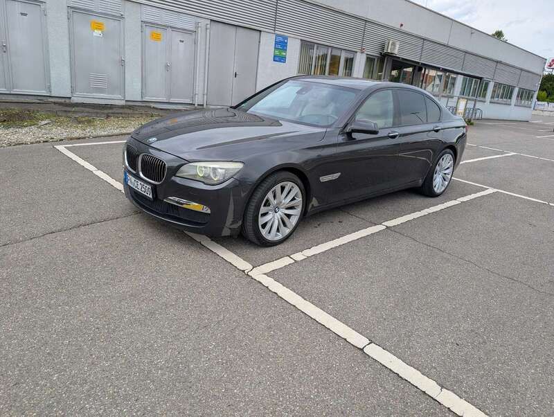 Gebraucht 2012 BMW 740 M Sport Limousine | 15.500 € (Fairer Preis) - Bild 1/4