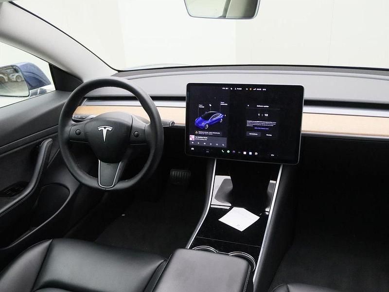 Gebraucht Tesla Model 3 Standard Range 225 kW (306 PS) 2020 Blau Limousine