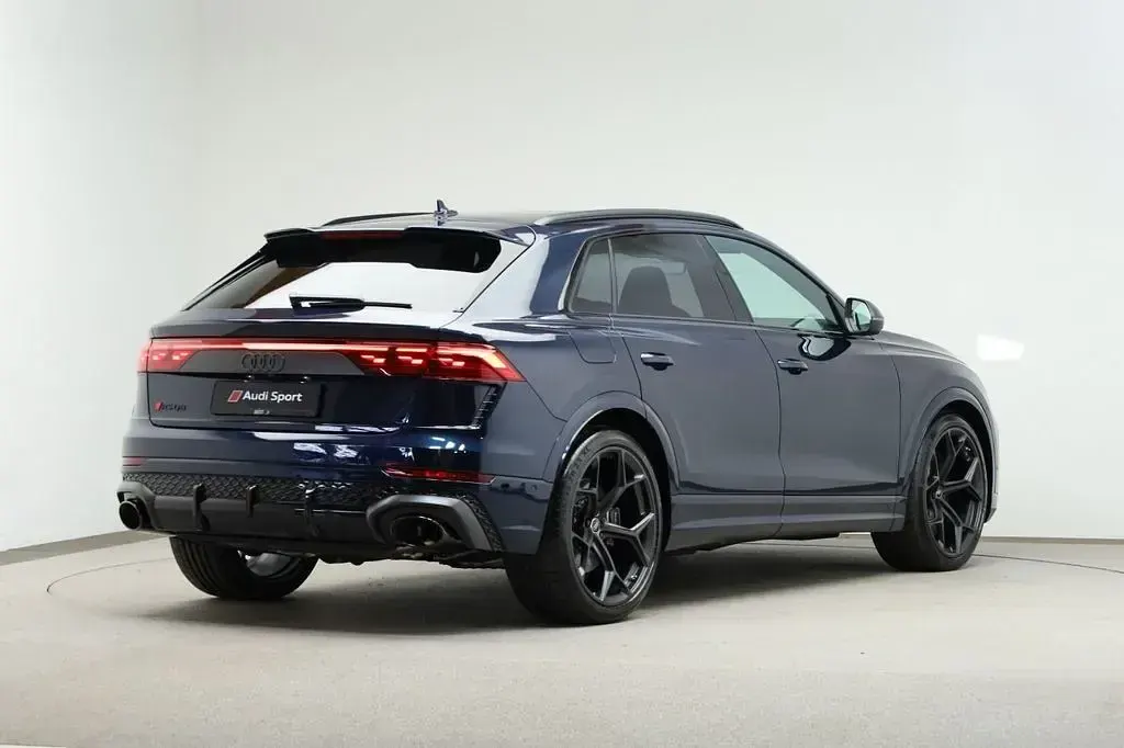 Neu Audi RS Q8 Performance 640 PS (470 kW) 2025 Blau SUV