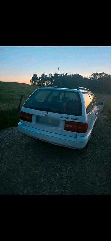 Gebraucht VW Passat 115 PS (84 kW) 1993 Weiß Kombi