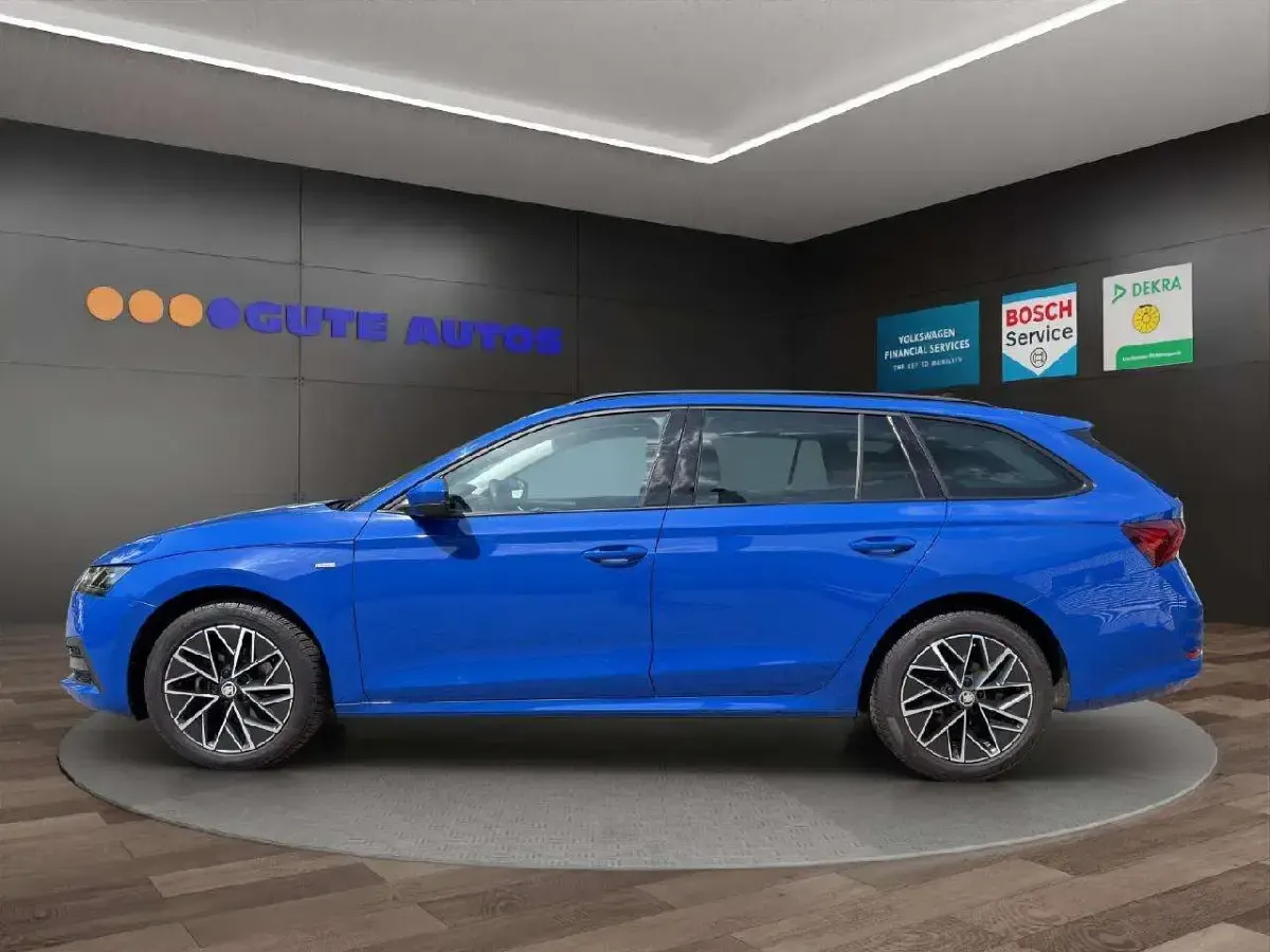 Gebraucht Skoda Octavia Clever 116 PS (85 kW) 2022 Energyblau Kombi