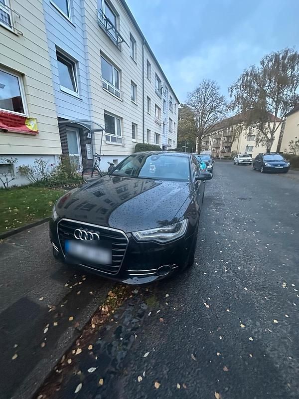 Braun Gebraucht 2011 Audi A6 Limousine | 11.500 € (Teuer) - Bild 1/4