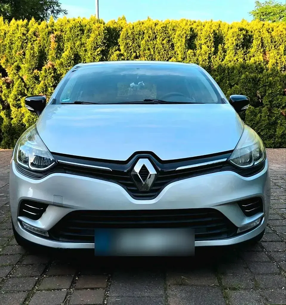 Gebraucht Renault Clio IV LIMITED 73 PS (53 kW) 2016 Andere farben Limousine
