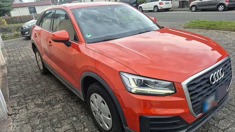 Używany Audi Q2 150 KM (110 kW) 2017 Pomarańczowy SUV