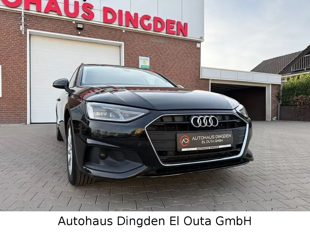 Gebraucht Audi A4 Basis 204 PS (150 kW) 2022 Schwarz Kombi