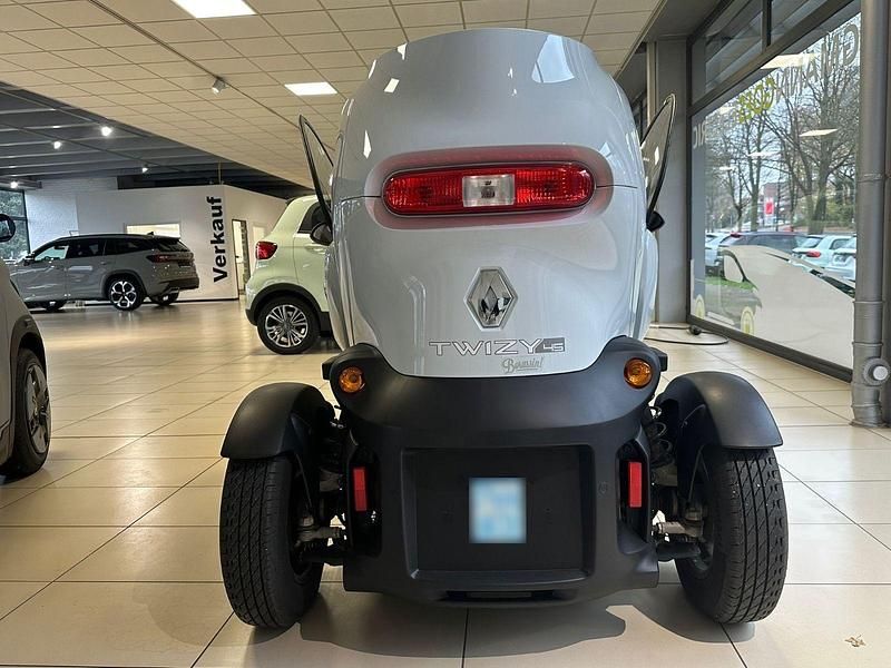 Gebraucht Renault Twizy Life 11 kW (15 PS) 2022 Weiß Kleinwagen