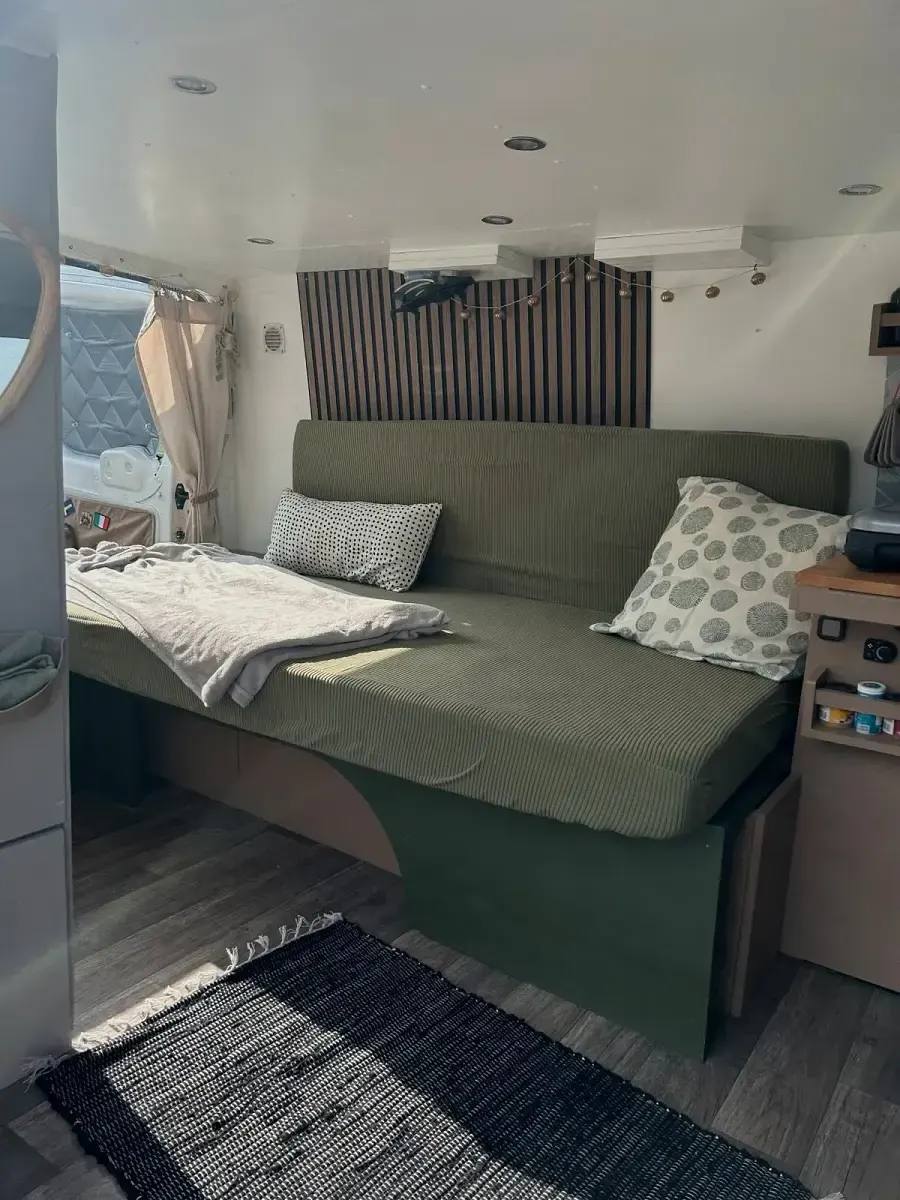 Używany Ford Transit 85 KM (62 kW) 2008 Beżowy Van