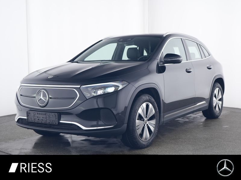 Metalliclack kosmosschwarz Gebraucht 2023 Mercedes EQA300 SUV | 32.900 € (Guter Preis) - Bild 1/4