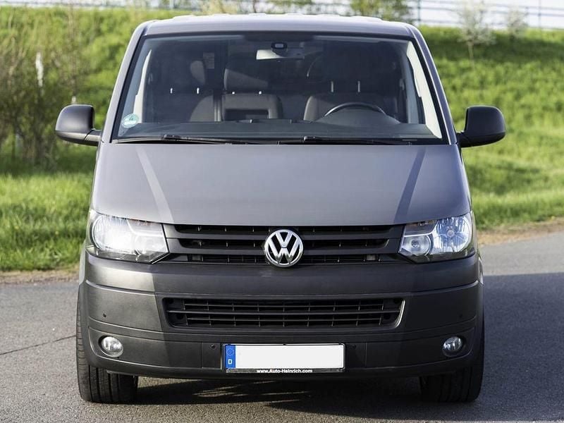 Gebraucht VW T5 140 PS (102 kW) 2014 Grau Van