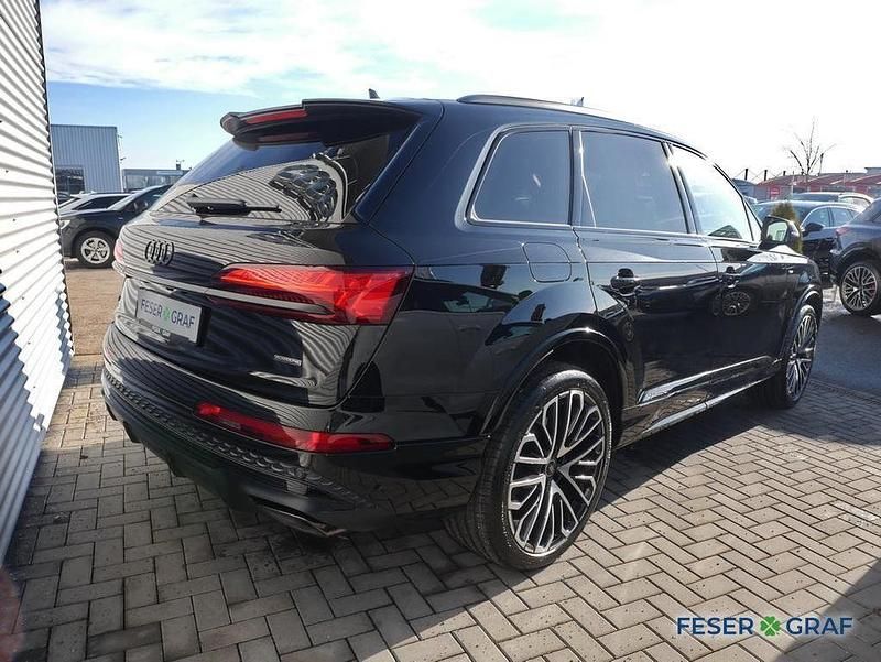 Gebraucht Audi Q7 S-Line 489 PS (359 kW) 2026 Mythosschwarz metallic SUV