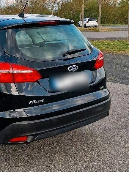 Usata Ford Focus 125 CV (91 kW) 2015 Nero Station wagon