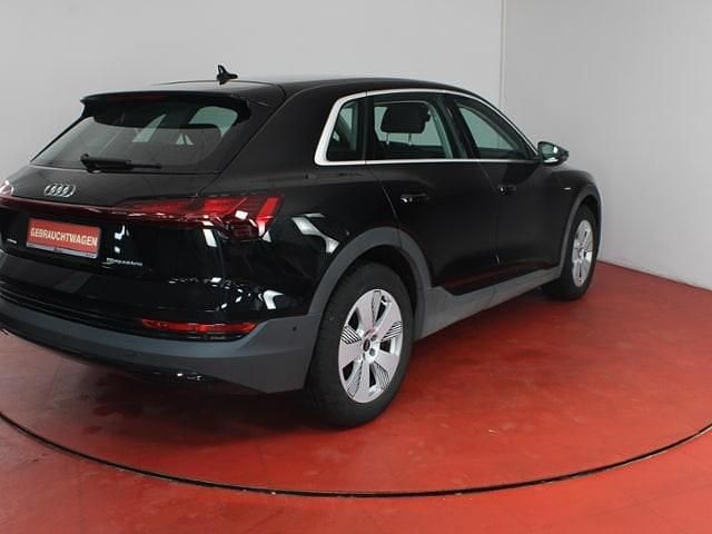 Gebraucht Audi e-tron Comfort 300 kW (408 PS) 2023 SUV