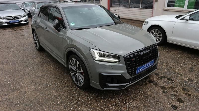 Gebraucht Audi SQ2 Sport 300 PS (220 kW) 2019 Grau SUV